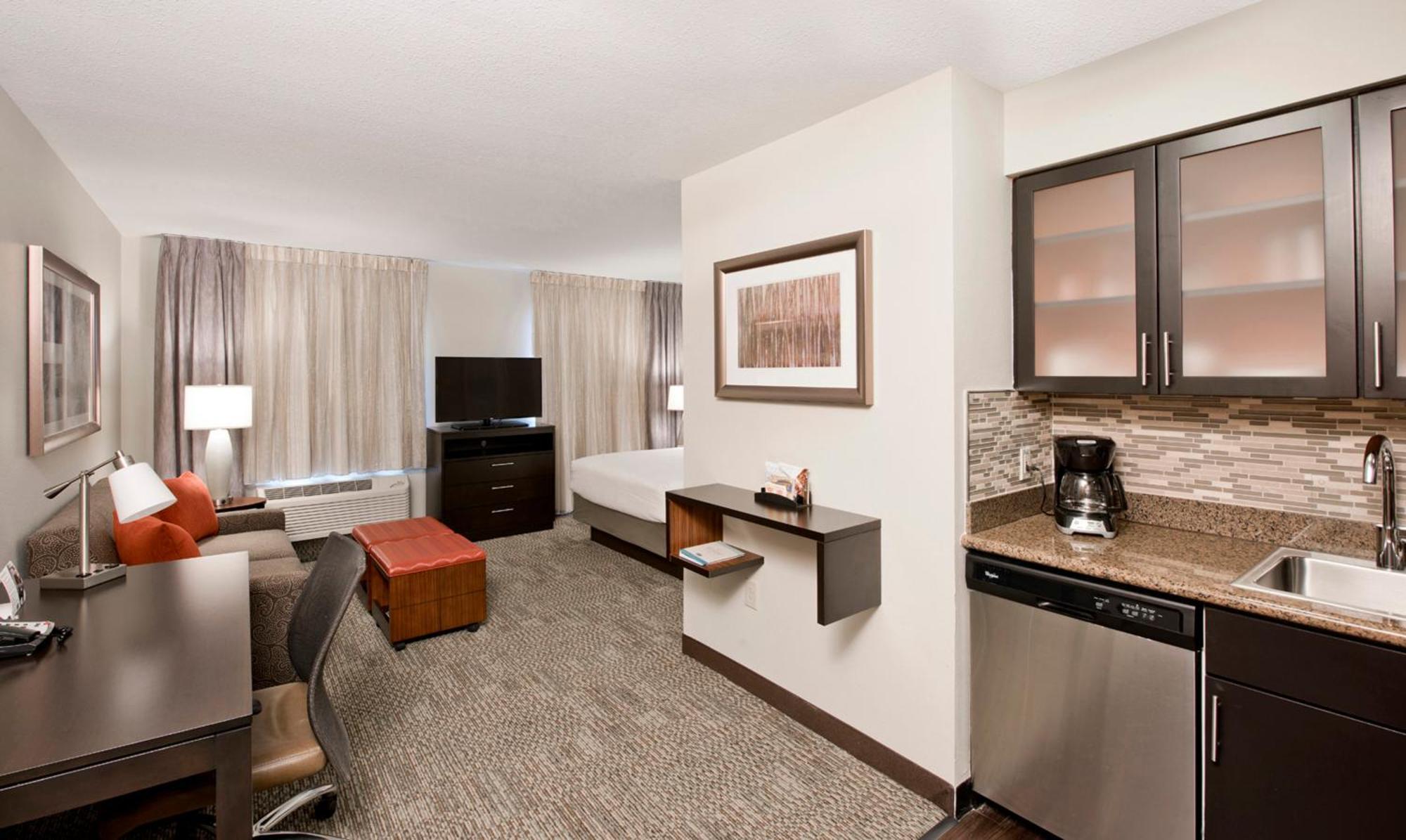 Staybridge Suites - Charlotte Ballantyne By Ihg Екстер'єр фото