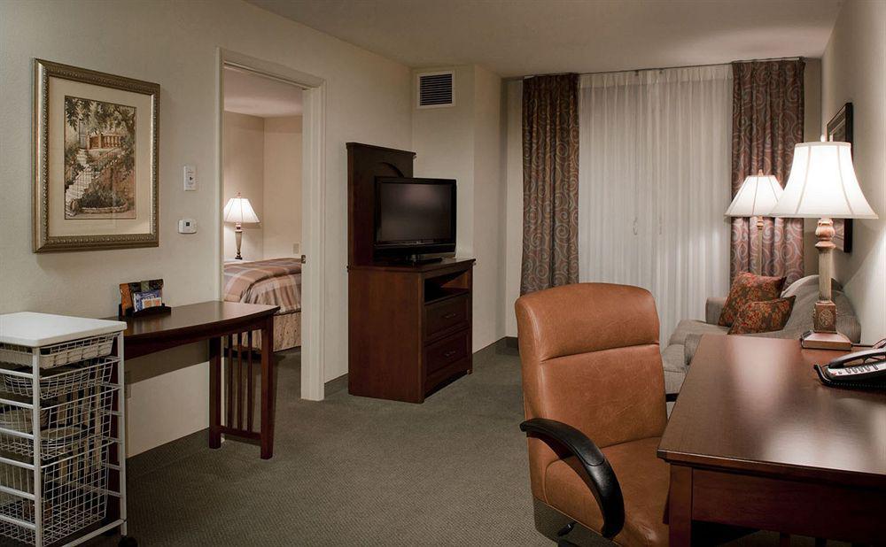 Staybridge Suites - Charlotte Ballantyne By Ihg Екстер'єр фото